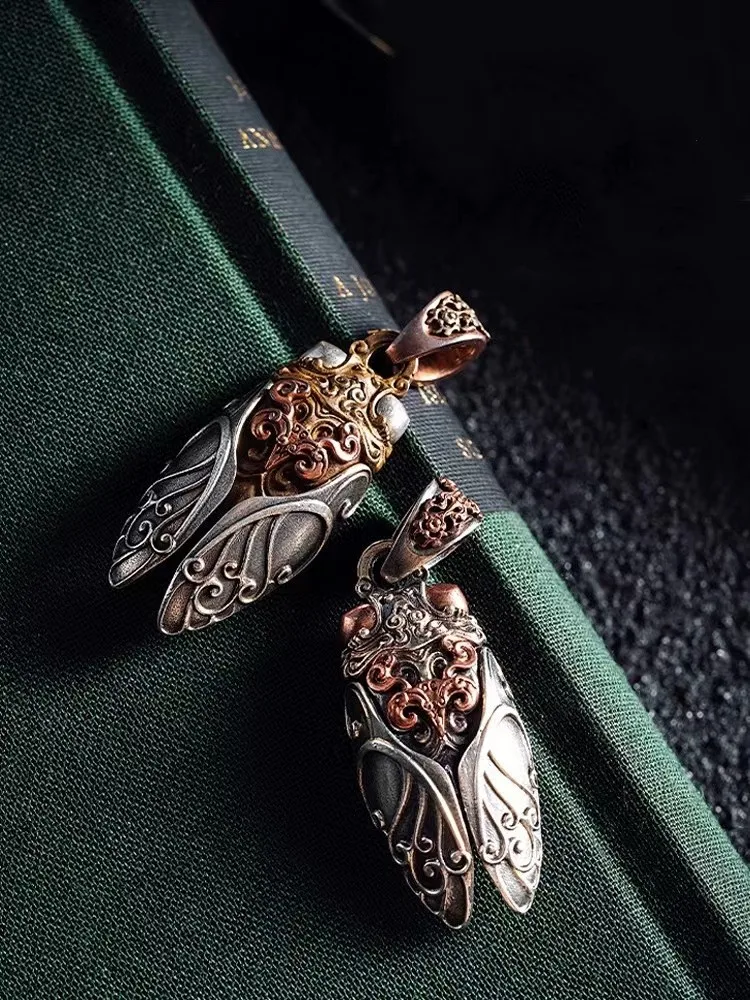 

SH Amazing Golden Cicada Pendant Men's Necklace Pendant Accessories Jewelry Women's Pendant Gift