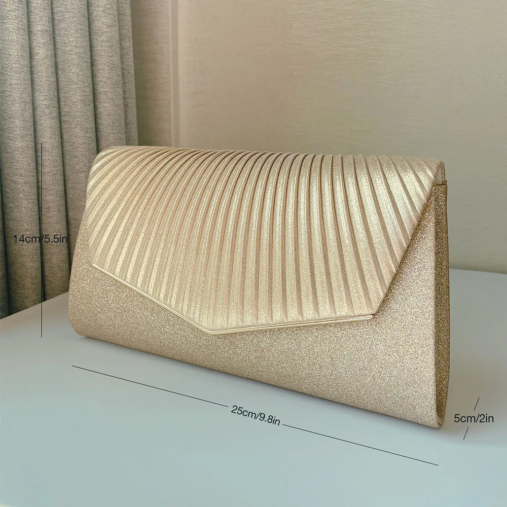 Designer clutches Female Exclusive Clutch Bags at Rs 950/piece in Mumbai