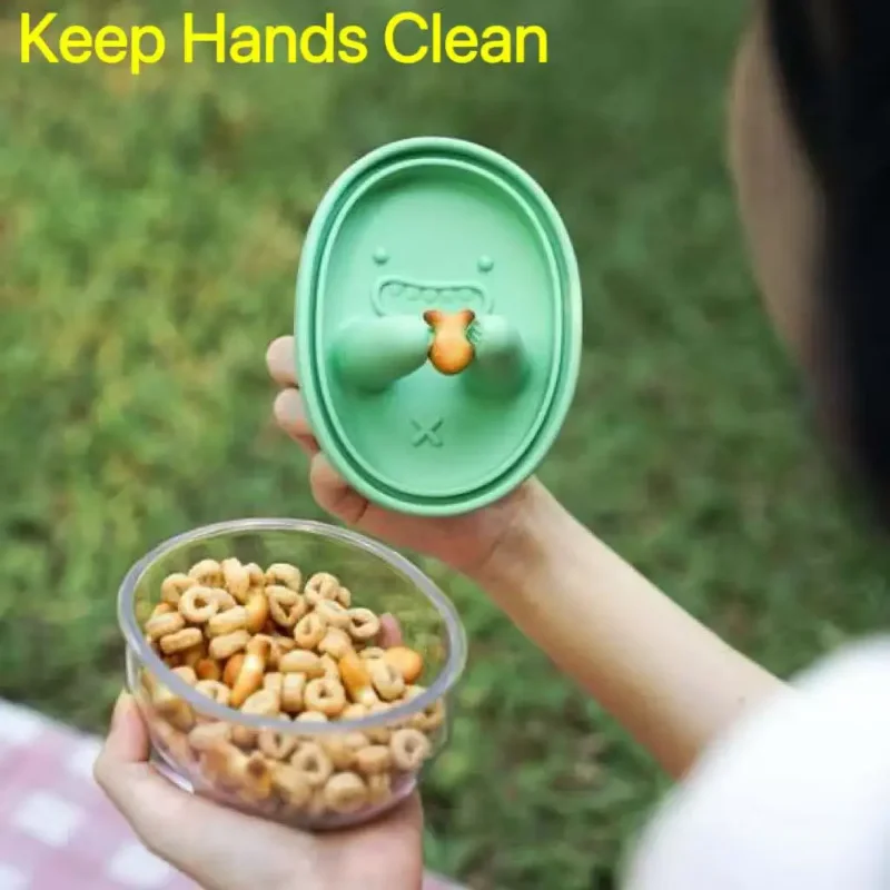 Crumb-Free Cartoon Snack Box - Food-Grade Silicone Storage Solution
