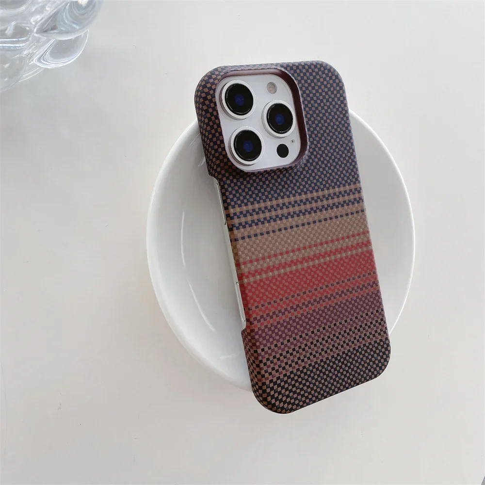 ตัวเลือกสินค้า เคสโทรศัพท์ดีไซน์ล้ำ วัสดุเคฟลาร์ผสมหนังคาร์บอนไฟเบอร์