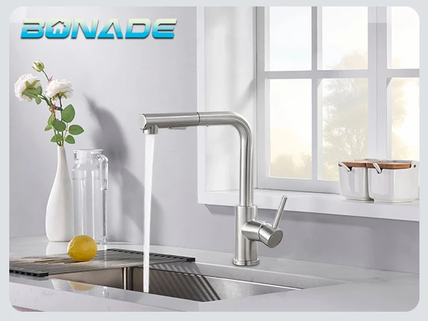 Küchenarmatur aus 304 Edelstahl mit Gebürsteter Oberfläche und Ausziehbarem Sprühkopf, Spritzfrei 360° ° Schwenkbarer Wasserhahn, perfekt für Küchenspülen – Detail 1