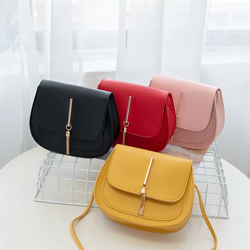 

Small Trendy Saddle Shoulder Bag Women PU Leather Crossbody Bag Simple Solid Color Flap Messenger Bag Designer Handbags Pouch