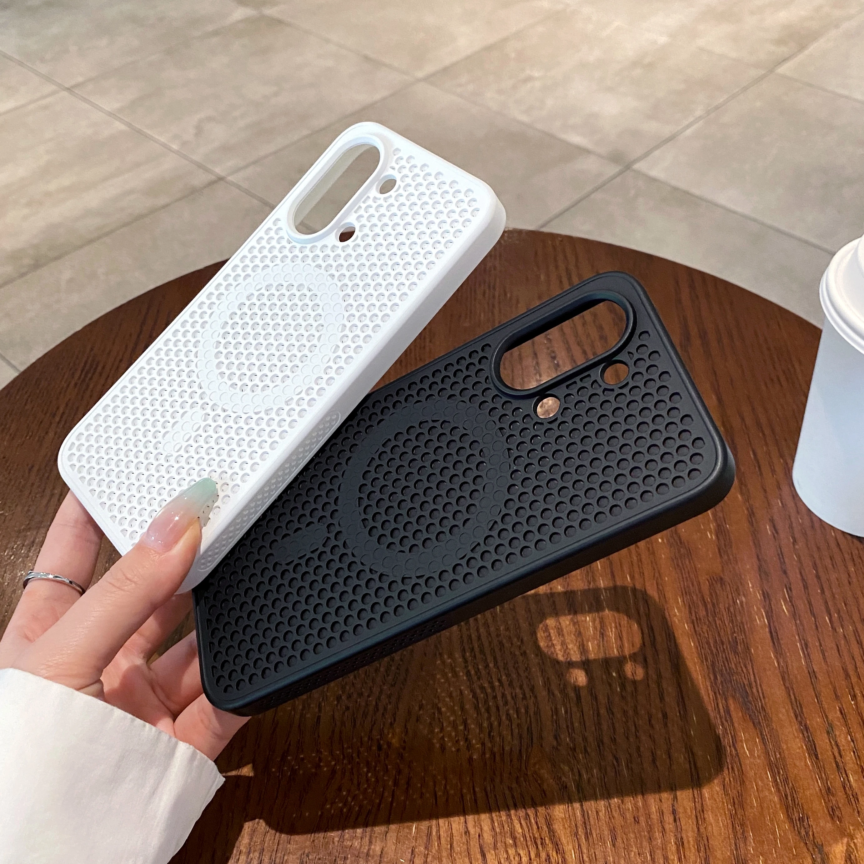 Enhanced Heat Dissipation Mesh Protective Case - Ultra Slim Hard Back Cover