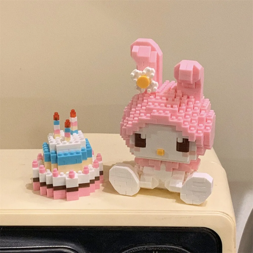 Hello Kitty Building Block Assembled Toys Decorative Ornament Sanrio Anime Figure Kuromi Model My Melody Children's Puzzle Gift 5
