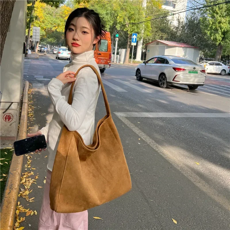 

Large Capacity Women's Shoulder Bags 2024 New High Quality Suede Design Youth Ladies Handbag Free Shipping Bolsas Femininas