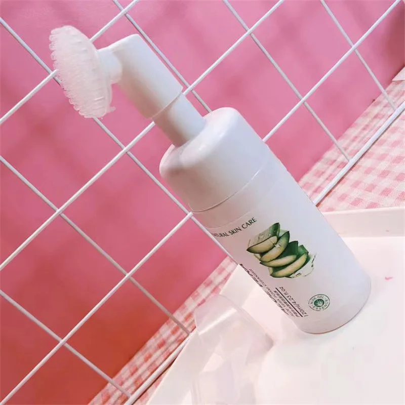 Aloe Vera Moisturizing Massage Cleansing Foam Oil Control Gentle Care Deep Clean Facial Cleanser Mousse Skin Care Products 120ml 5