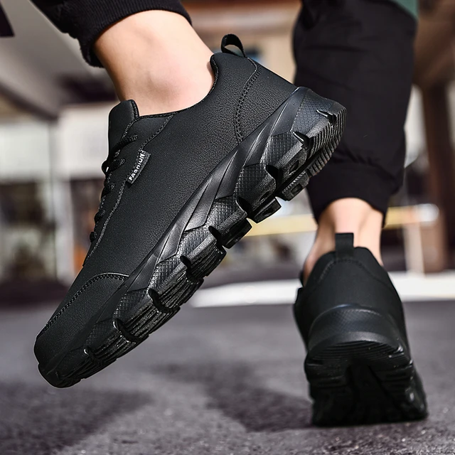 Leather Men Casual Shoes Waterproof Running Sneakers Men Wear