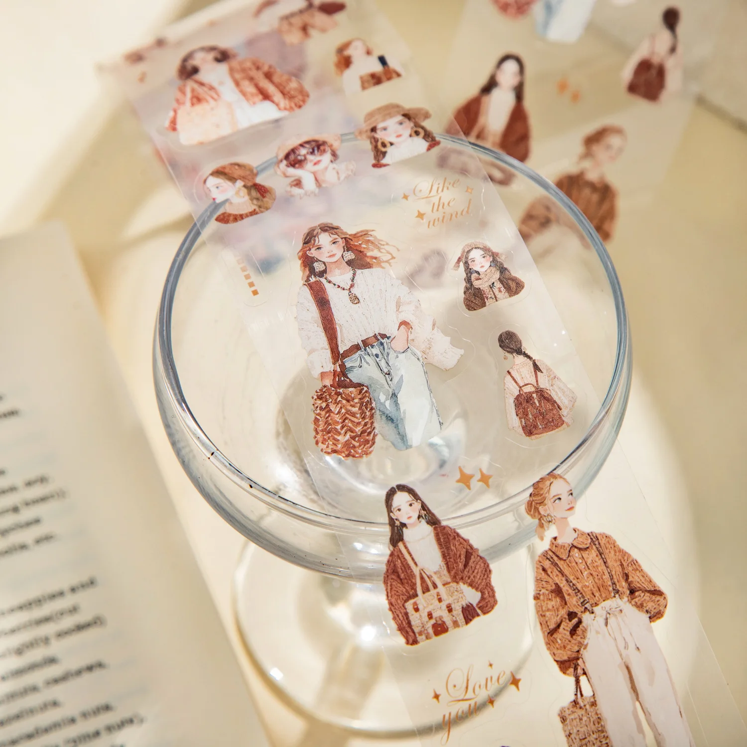테이프 1롤 소녀 캐릭터 테마 스티커 PET 소재 로맨틱 보헤미안 시리즈 핸드메이드 아카운트 DIY 풍경 소재 콜라주