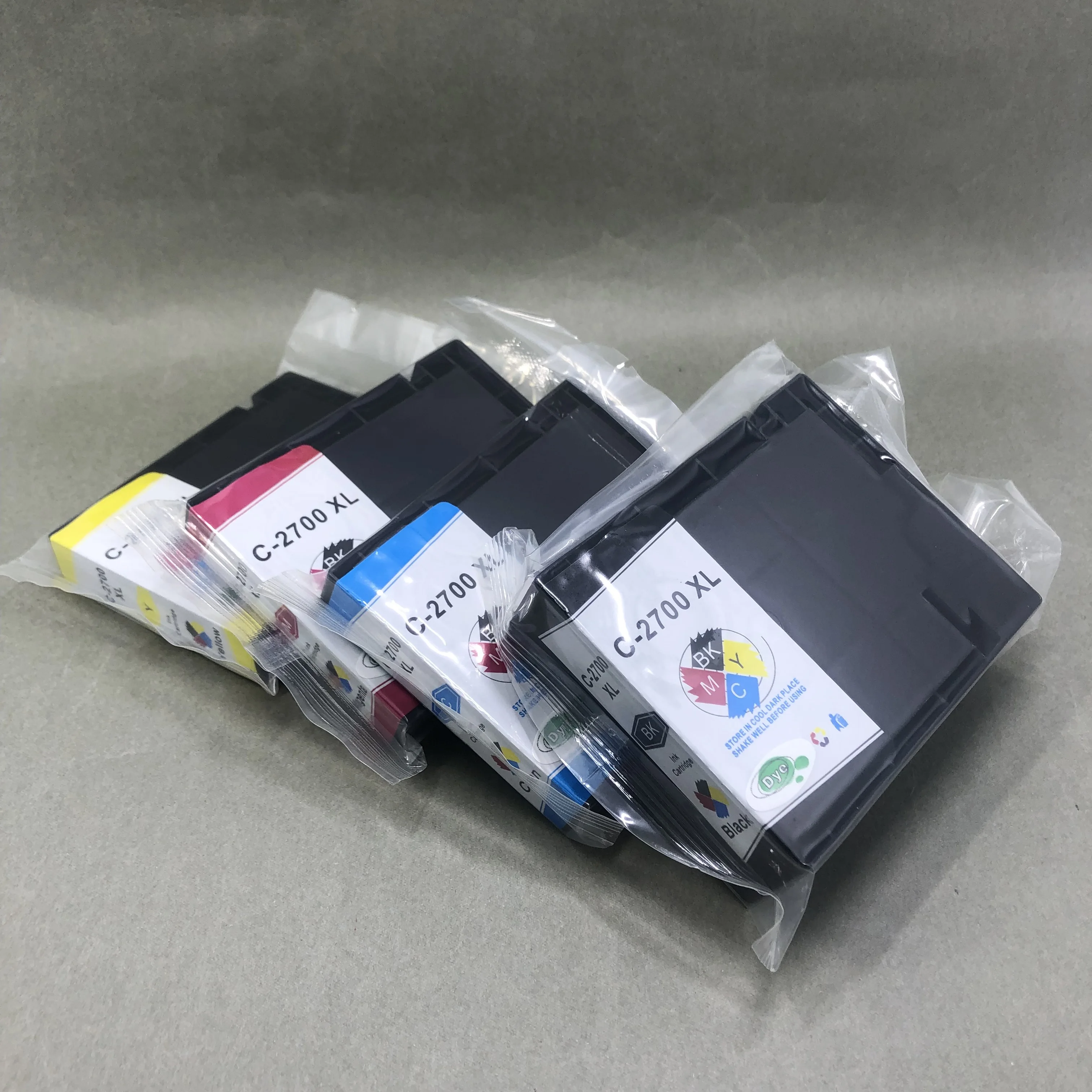 

Dye Ink Compatible Ink Cartridge PGI-2700 PGI2700 for Canon MAXIFY IB4070 iB4170 MB5070 MB5170 MB5370 MB5470 Printer