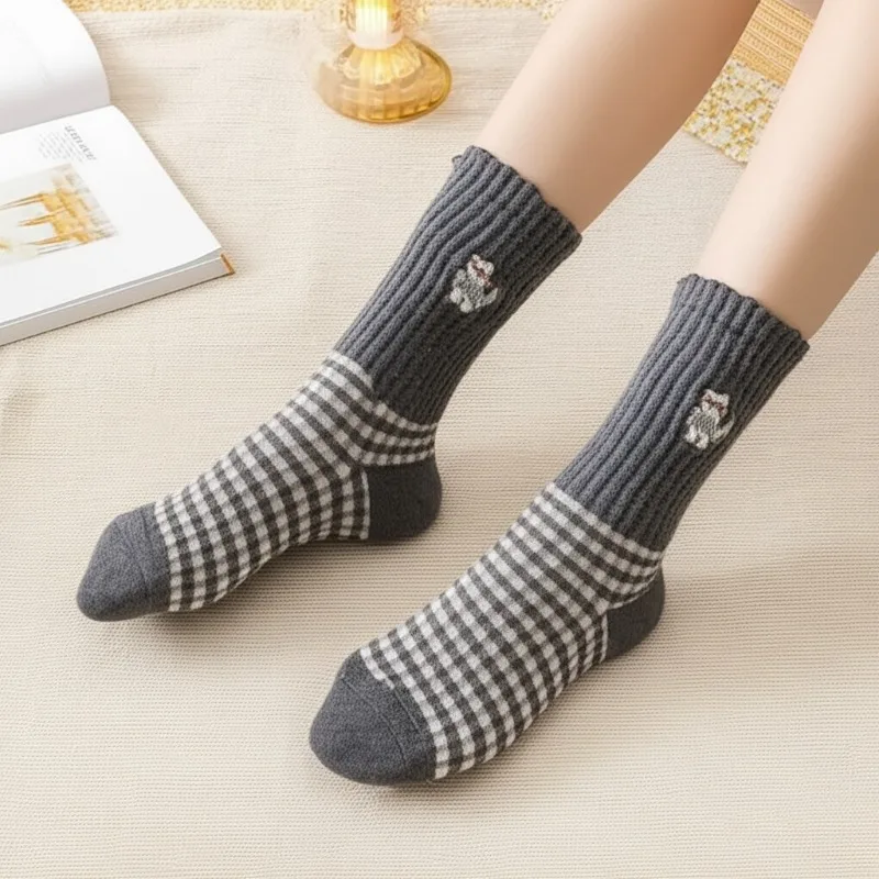 Soft Cotton Plaid Socks for Women Gray Black White
