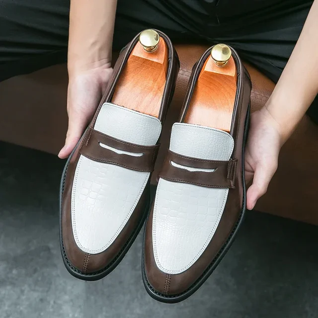Mocassini da festa da uomo misti di colore moda Scarpe da lavoro in pelle bianca nera Articoli di lusso Estate Nuove scarpe slip-on bianche caffè 6