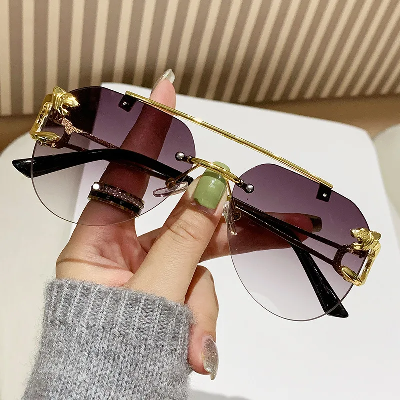 Square Sunglasses Men Women Brand Designer Fashion Vintage Gradient Eyewear Male Driving Sun Glasses Metal Shades Oculos De Sol