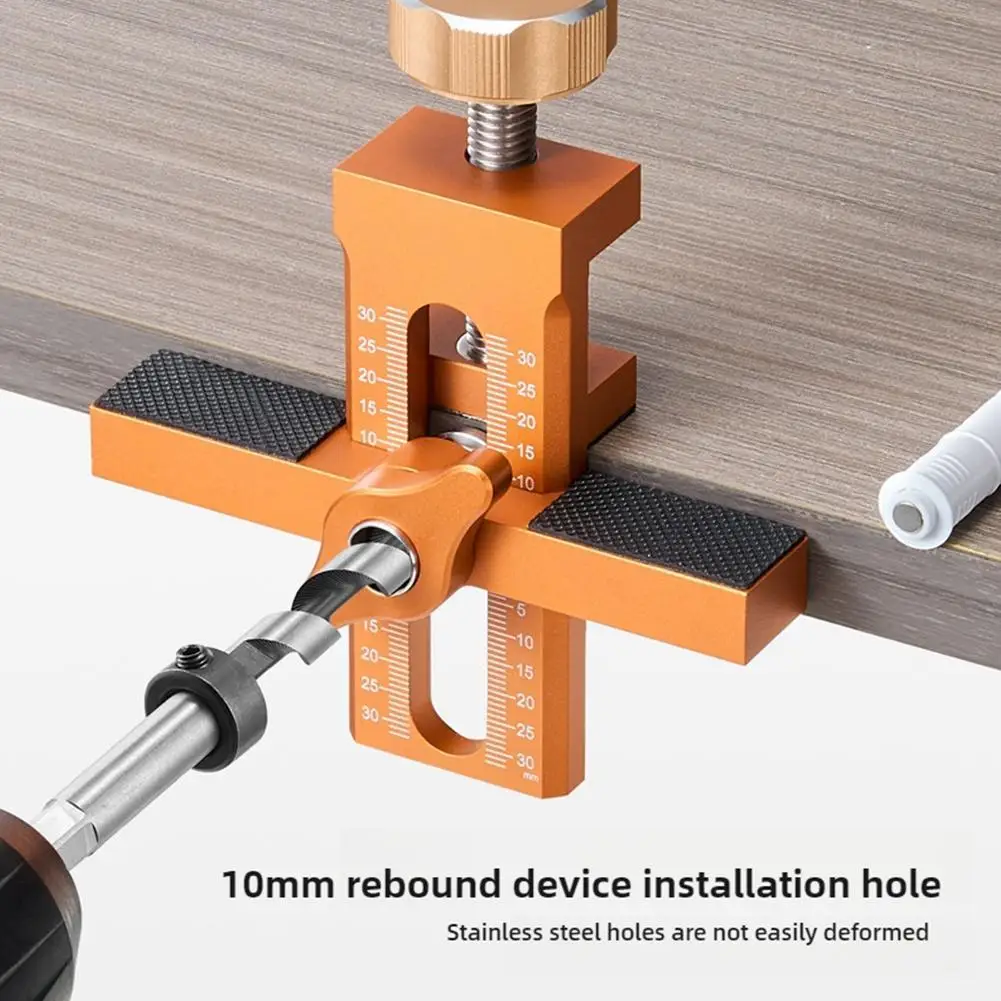 Woodworking Cabinet Door Installation Jig,Cabinet Closet Door Quick Positioning Tool, Aluminum Adjustable Clamping Range 7-40mm