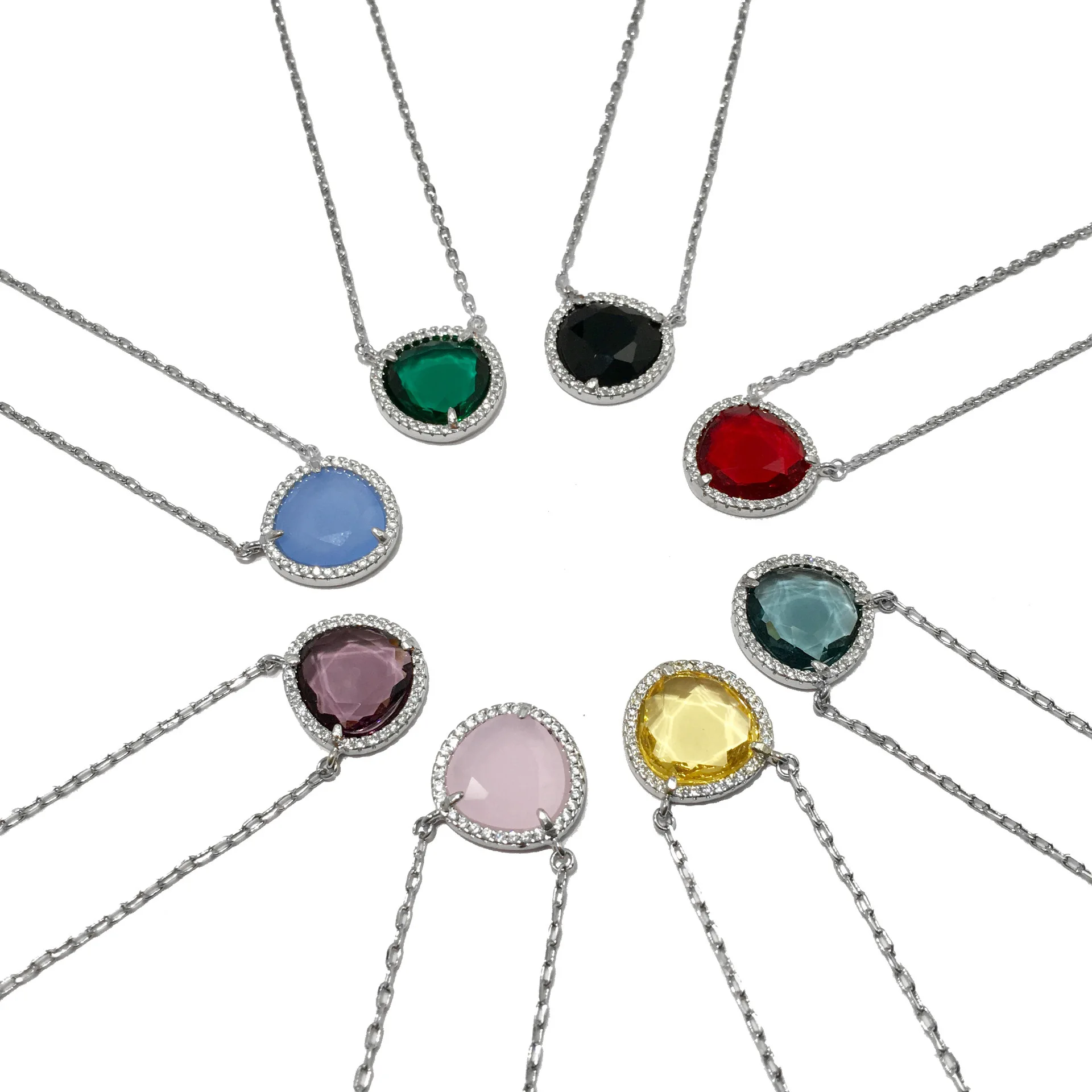 

High Quality Rose Gold Gold Silver Color Exquisite Triangle 8 Color Candy Crystal Necklace For Fashion Women Jewelry LN094