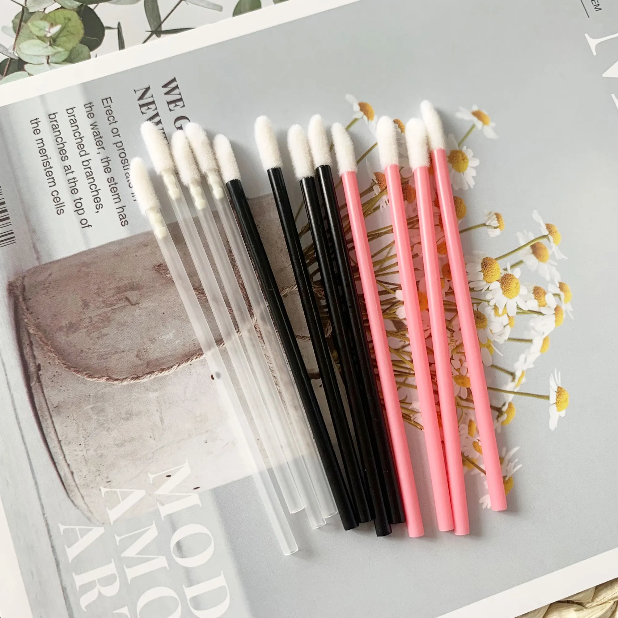 Disposable Lip & Lash Brushes 4