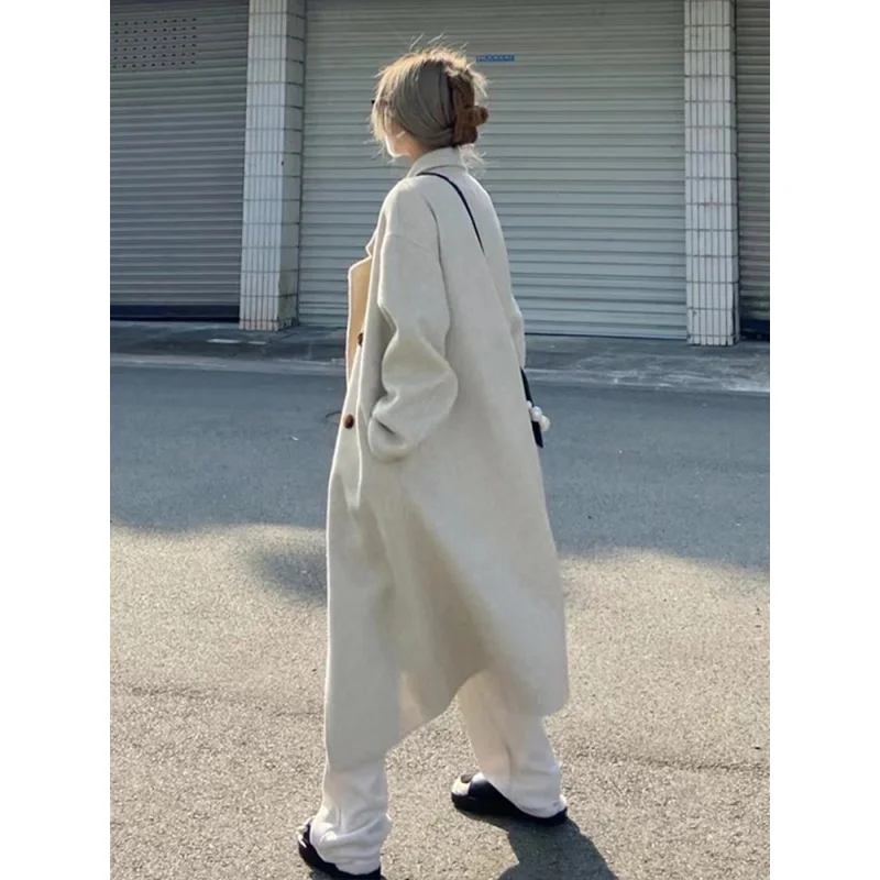 Рисунок 3 - Женское шерстяное пальто