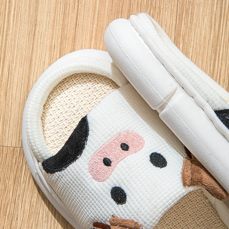 Pantofole quattro stagioni sandali universali in cotone per interni pantofole animali simpatici cartoni animati pantofole da casa per coppie pantofole antiscivolo