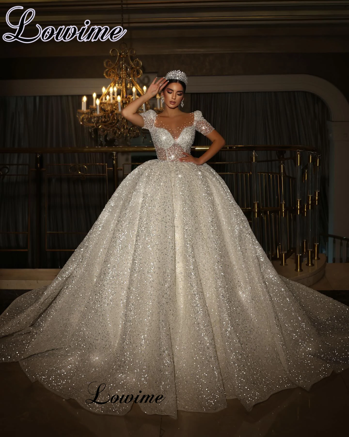 

2024 Luxury Sparkly Wedding Dresses A-Line Short Sleeves Elegant Bridal Gowns With Pearls Vestido Blanco Chapel Wedding Gowns