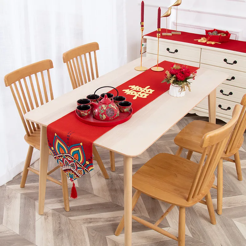 

Красная китайская скатерть для свадебного стола, украшение для обеденного стола, флаги, чехол для ТВ-кабинета, скатерть с кисточками, подарки на свадьбу