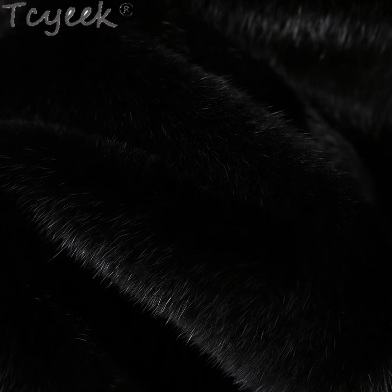 Рисунок 5 - Женский жилет из натурального меха норки Tcyeek