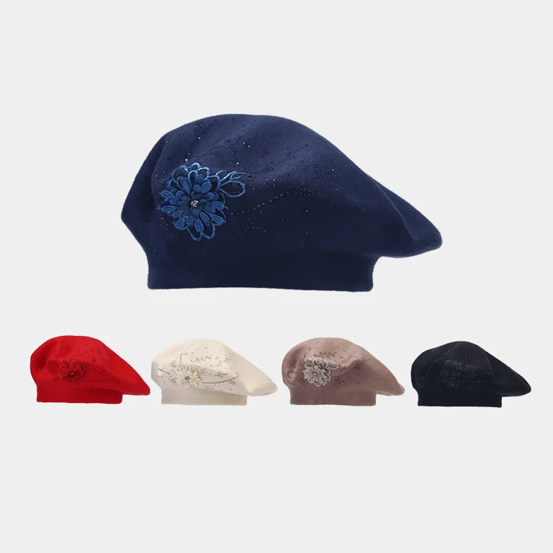 

Fedoras Women Retro Stamping Drill Small Flowers Knitted Bud Cap Literary Small Fresh Fashion Painter Cap Winter Beret Hat