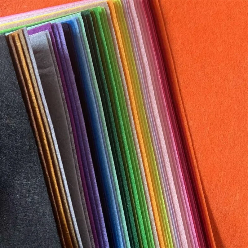 40Pcs/Set Felt Fabric Sheet 12x12" 30x30cm Assorted Color Craft Nonwoven Fabric for Sewing DIY Handicrafts Scrapbooking Material