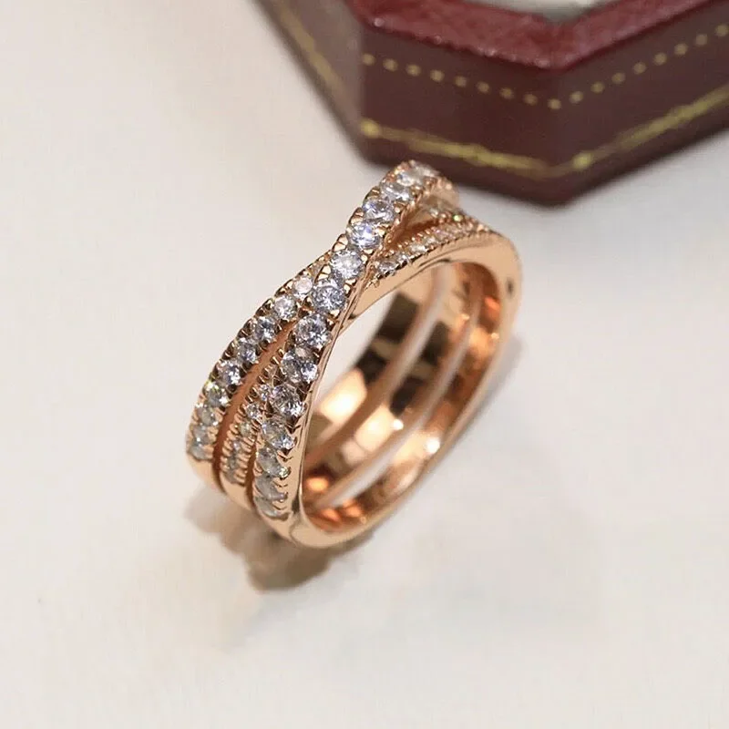 

Fashion brand Rose Gold double-layer crossed three-loop ring Ladies temperament classic luxury jewelry party gift