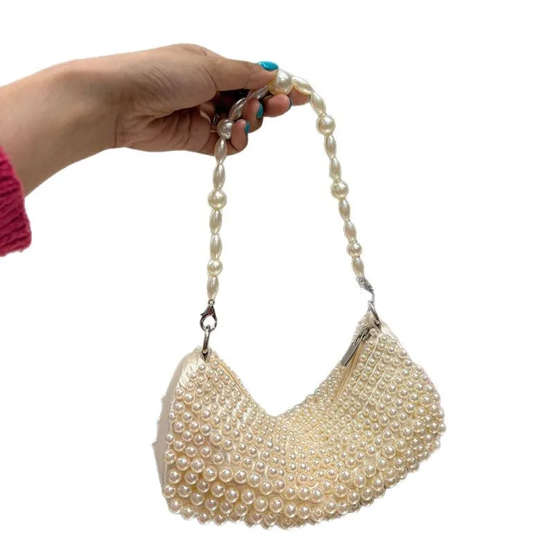 2025 Trend New Simple Women's Pearl Water Diamond High Quality Texture Handmade Bead Weaving Portable Commuter Underarm Bag