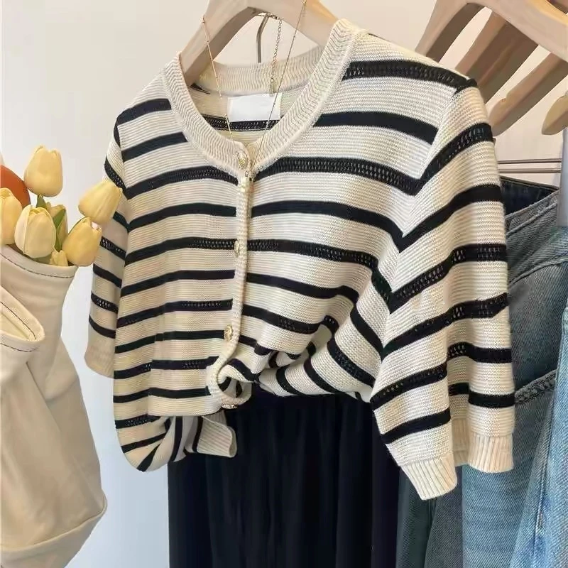 2025 New Thin Cashmere Cardigan hollow out short sleeve  women sweater Spring and summer striped Cashmere short sleeve Cardigan 4