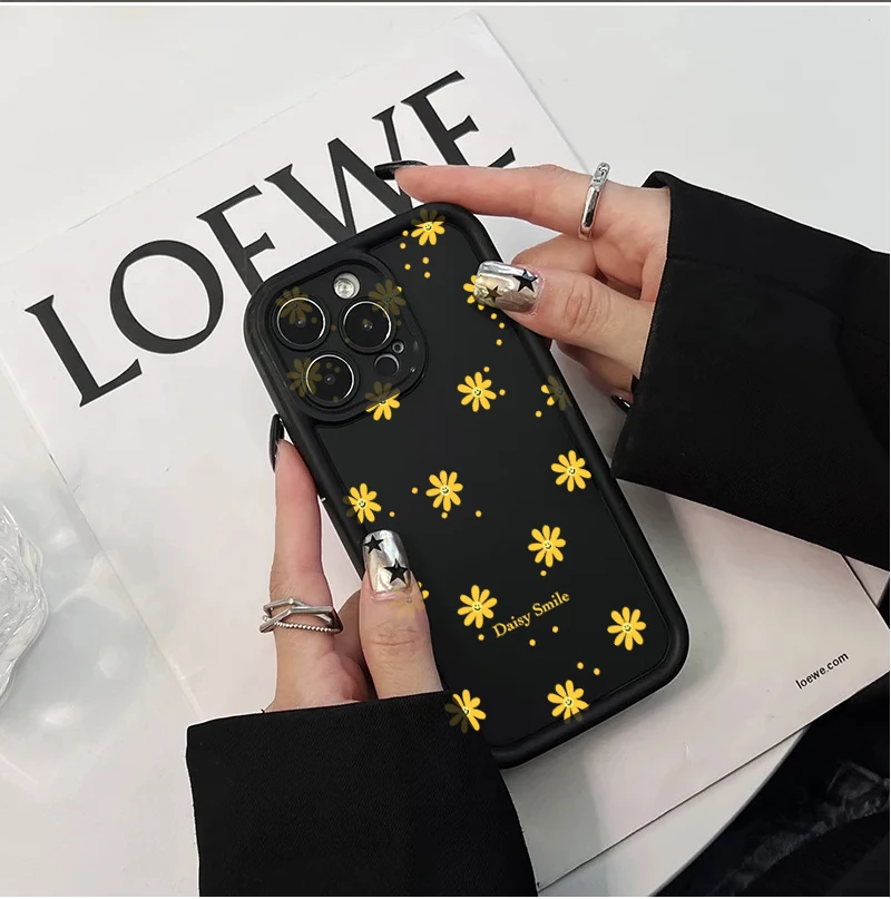 Daisy Flower Silicone Phone Case