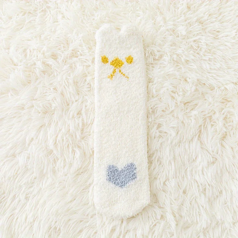 5 Pairs/Set Woman Comfortable and Warm Socks, Warm and Thick Winter Mid Tube Warm Socks, Sleeping Socks, Fashionable Patterns