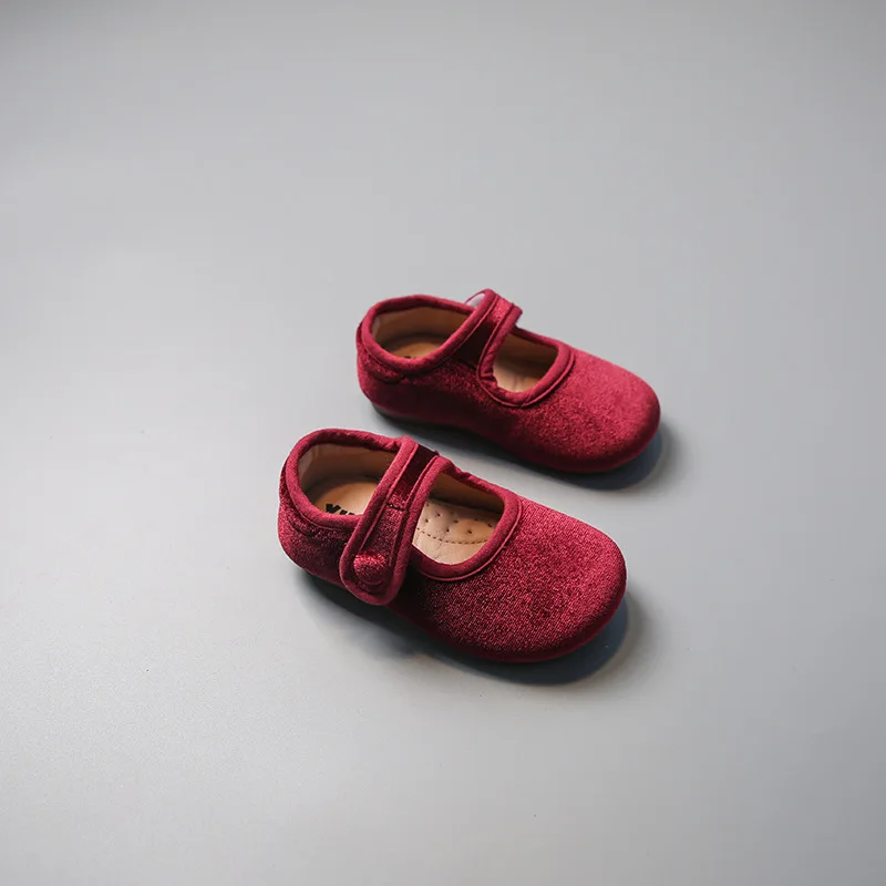 2025 Spring New Butterfly Knot Girls' Leather Shoes Non slip Soft Bottom Suede Mary Jane Princess Single Shoes Summer Sandal 3
