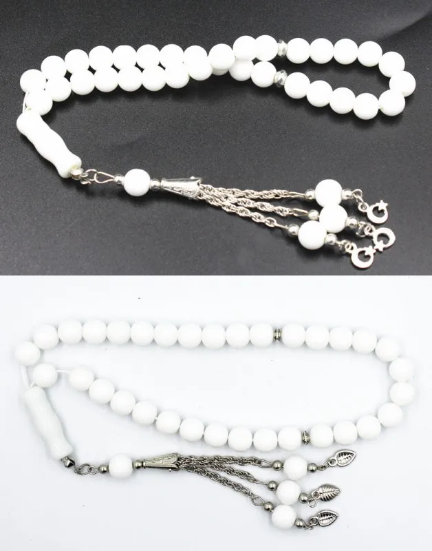 White Tassel Random
