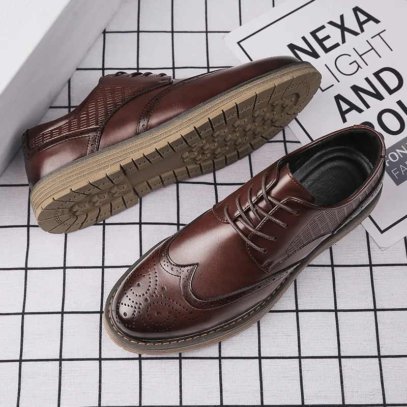 Spring men's casual leather shoes thick soled Oxford shoes fashionable Baroque shoes comfortable soft soled business dress shoes