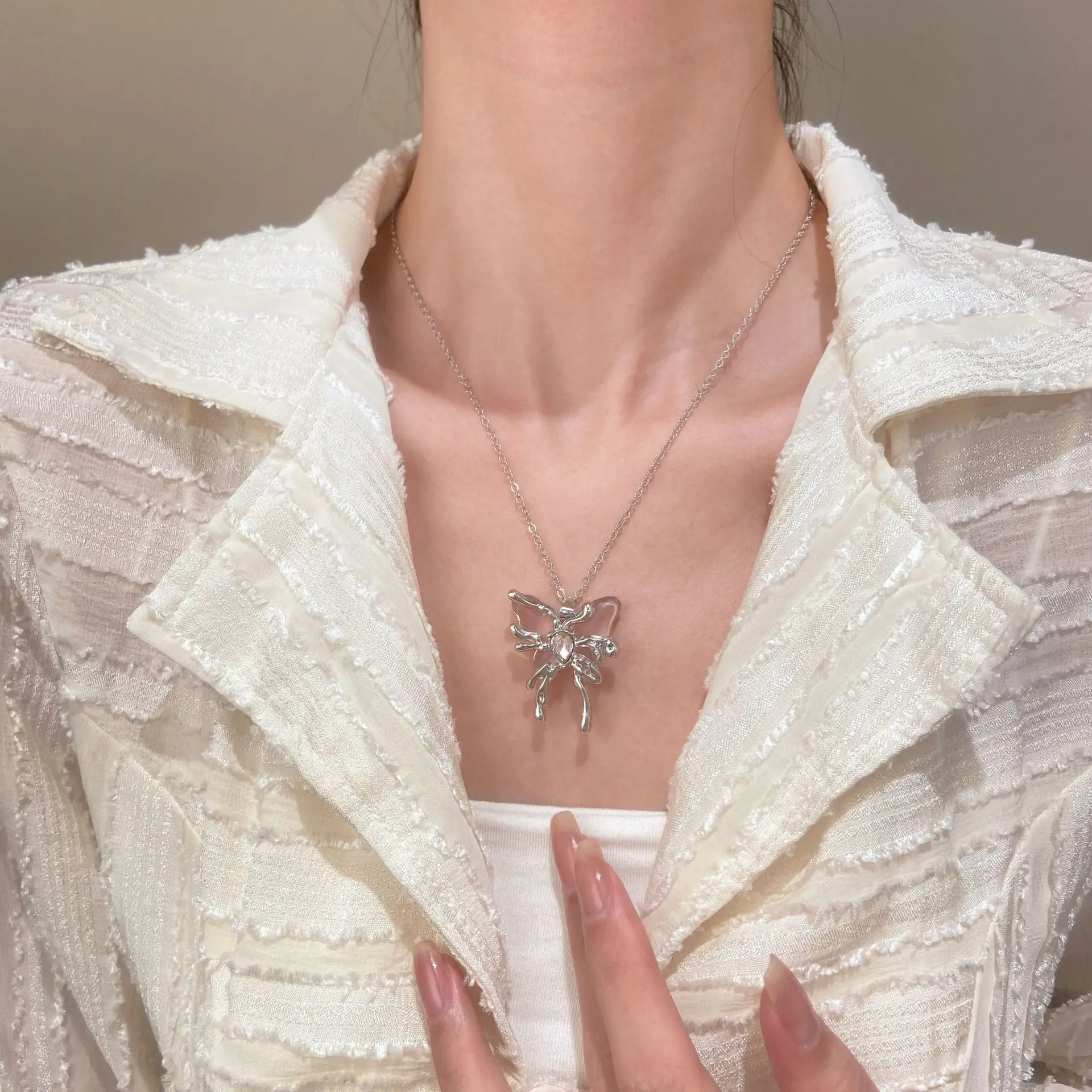 Y2K Pink Butterfly Necklace detail