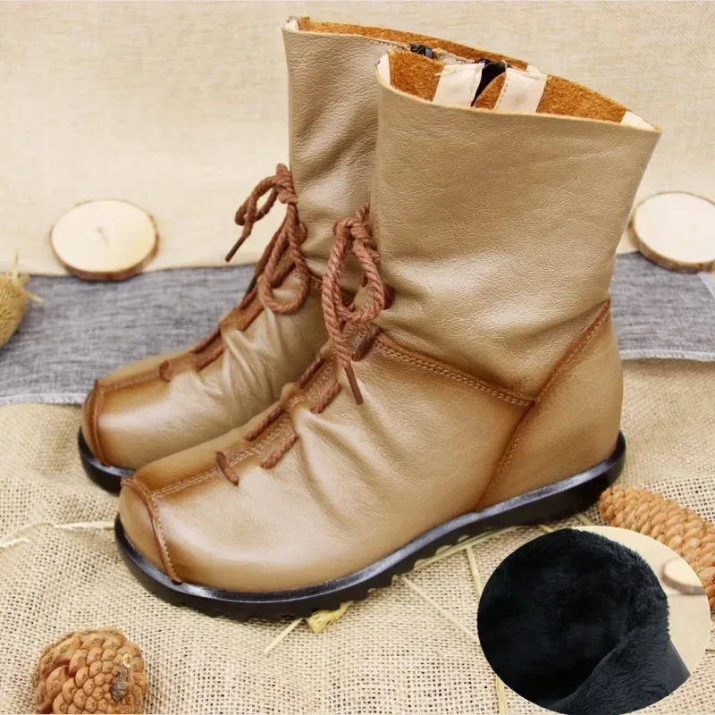 thumbnail image 1 of botas de mujer de cuero suave, zapatos cortos Retro de cuero suave para niñas, botas planas antideslizantes de tubo corto, botas de algodón de suela blanda, 1 of 5