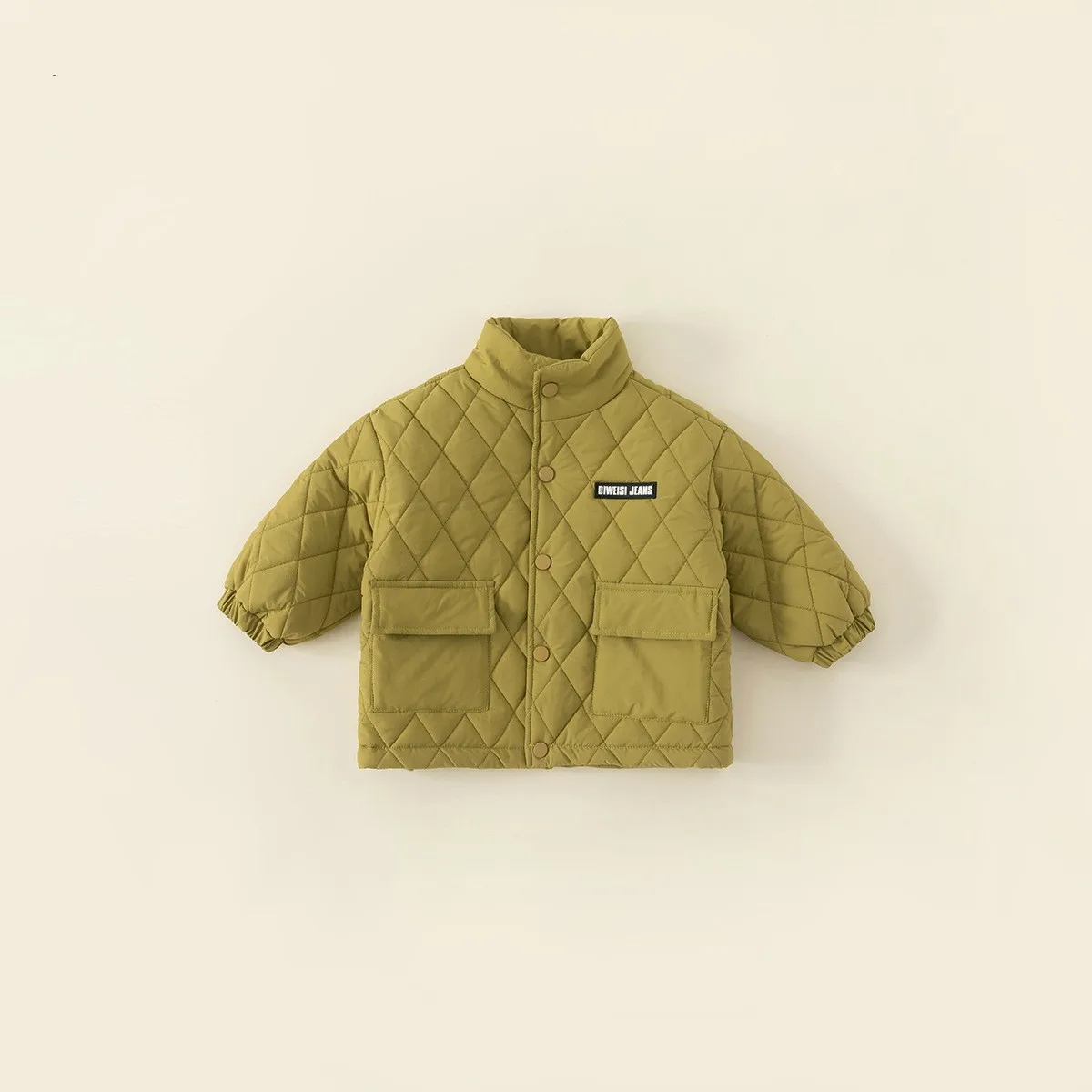 �Ƶ��� �ܿ� ���� ��ư �е� ��Ʈ, ���� �� ���ƿ� ���̾Ƹ�� ���� ���� �β��� ���ĵ�� Į�� ��ư �е� ��Ʈ