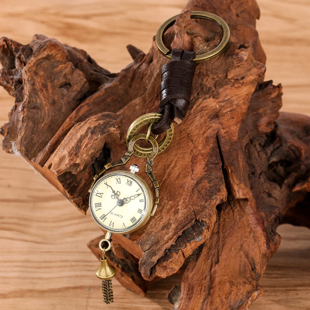 

Round Small Quartz Pocket Watch Keychain Vintage Pocket Watches Key Chain Roman Numerals Beige Dial Clocks Gift for Women Men