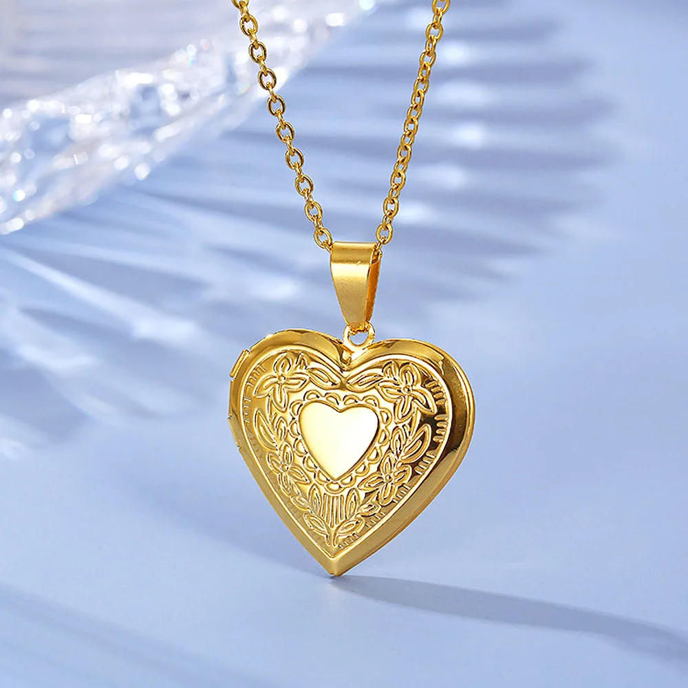 Vintage Heart Locket Choker Golden Stainless Steel Deco Etched Necklac | Heart  locket, Vintage heart, Necklace