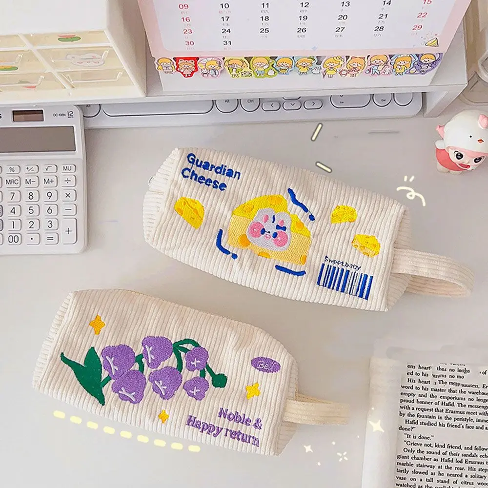 

Подарочные школьные принадлежности, органайзер для макияжа, канцелярская сумка, косметичка, плюшевый пенал, женская сумка для карандашей на запястье, мультяшный пенал