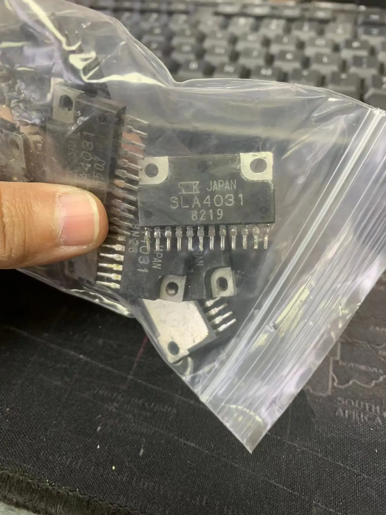 

SLA4031 (1 шт.) оригинальный чип BOM Match/one-stop