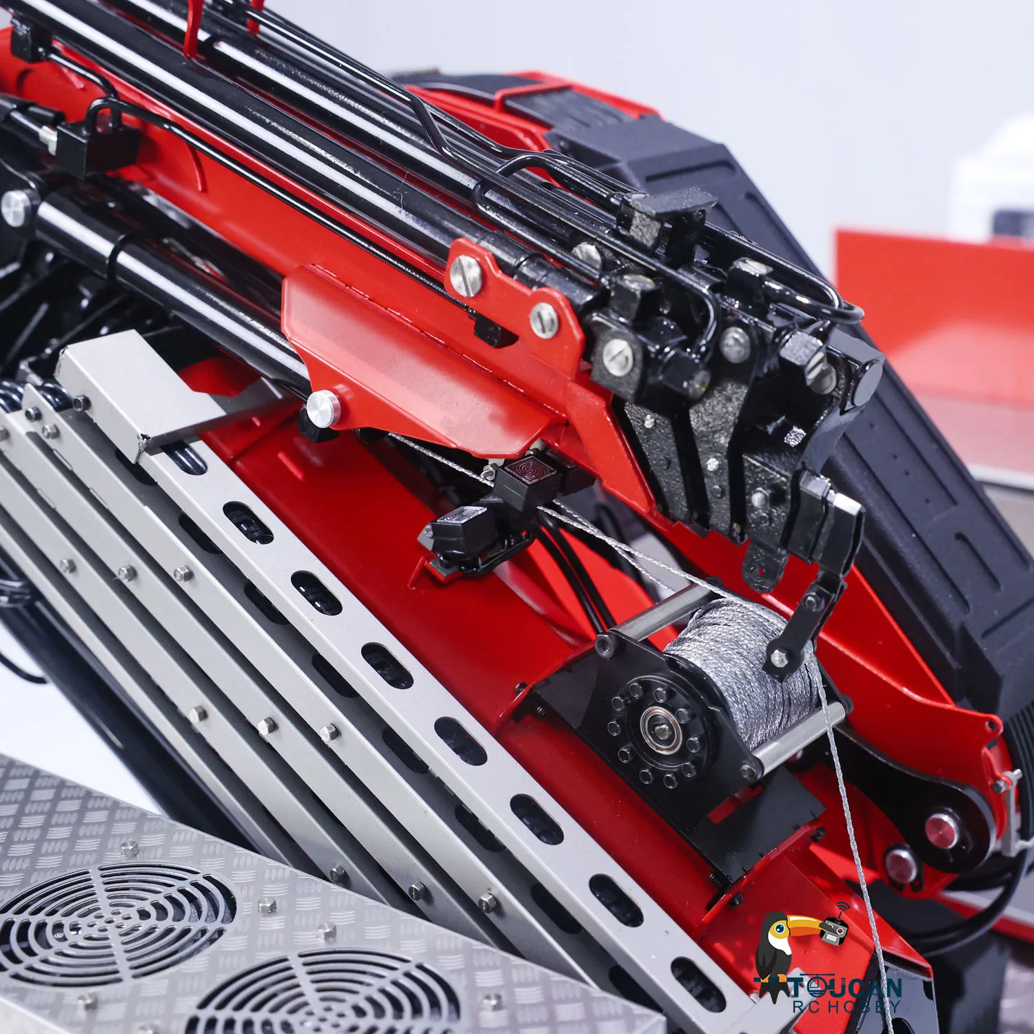 Рисунок 6 - 1/14 F2000 8X 8 строительных грузовиков