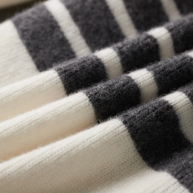 100% pure wool men's hooded pullover thick knit two-piece high waist trousers fashion solid color sweater in autumn and winter.