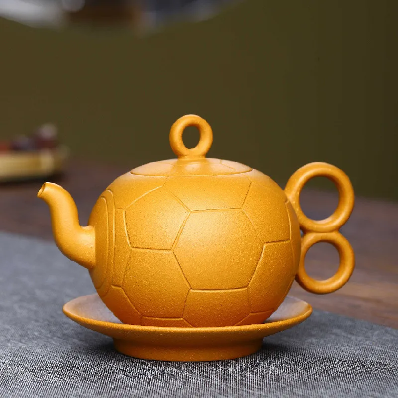 

Yixing Handmade Football Shape Tea Pot Tea Ceremony Custo Mized Purple Clay Teapot Raw Ore Section Mud Beauty Kettle 300ml