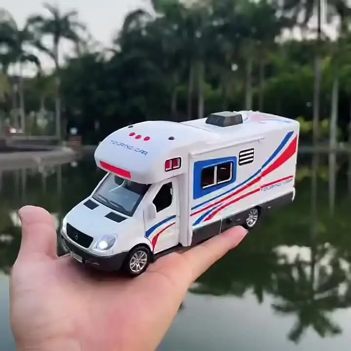 子供のためのメタルキャンピングカーのおもちゃ,高級モデル,RVの