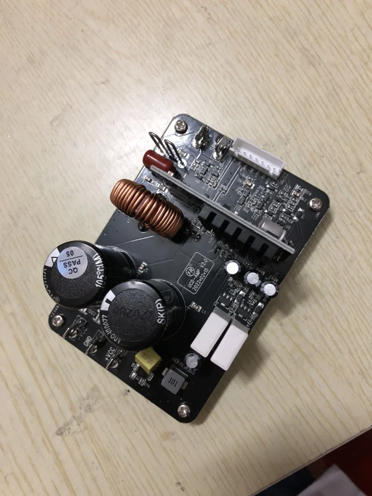 

HIFI UCD module divider Class D single channel power amplifier board, 100 to 400 watts of power output