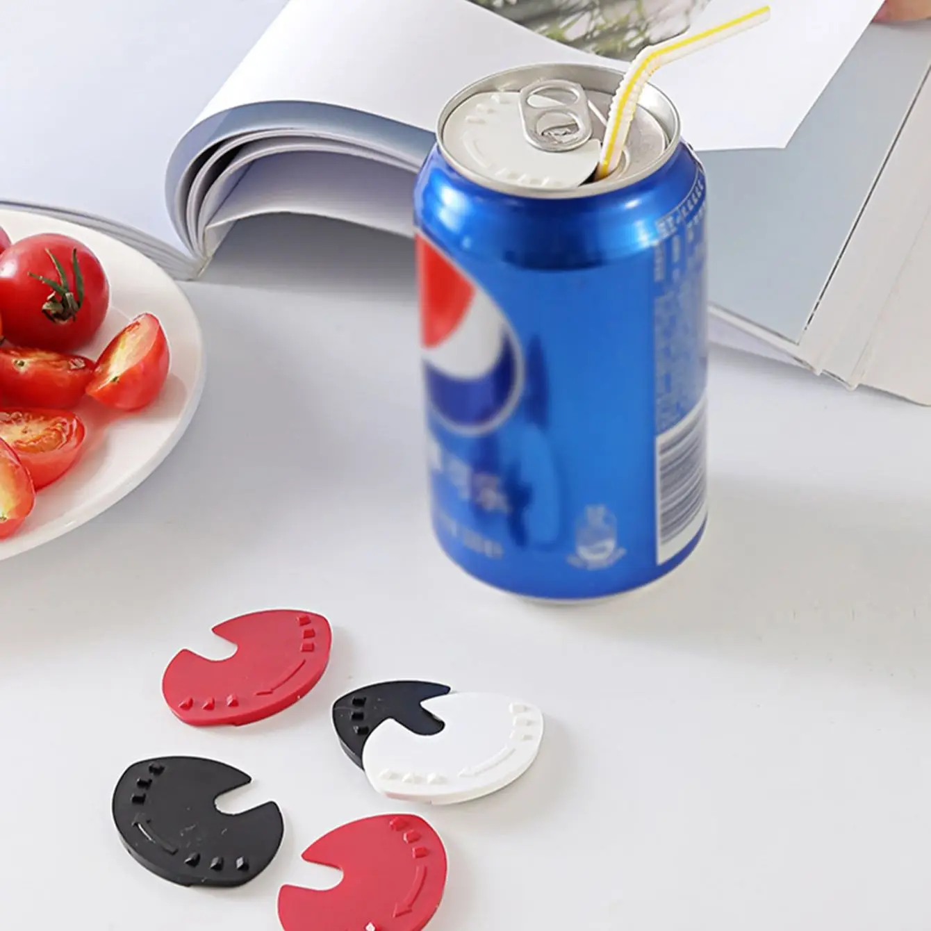 5 Pieces Can Lid Can Sealer Beverage Can Cap Can Protector Barricade Soda Cap Sealer Plastic Beer Drink Lid Protector for Beer J