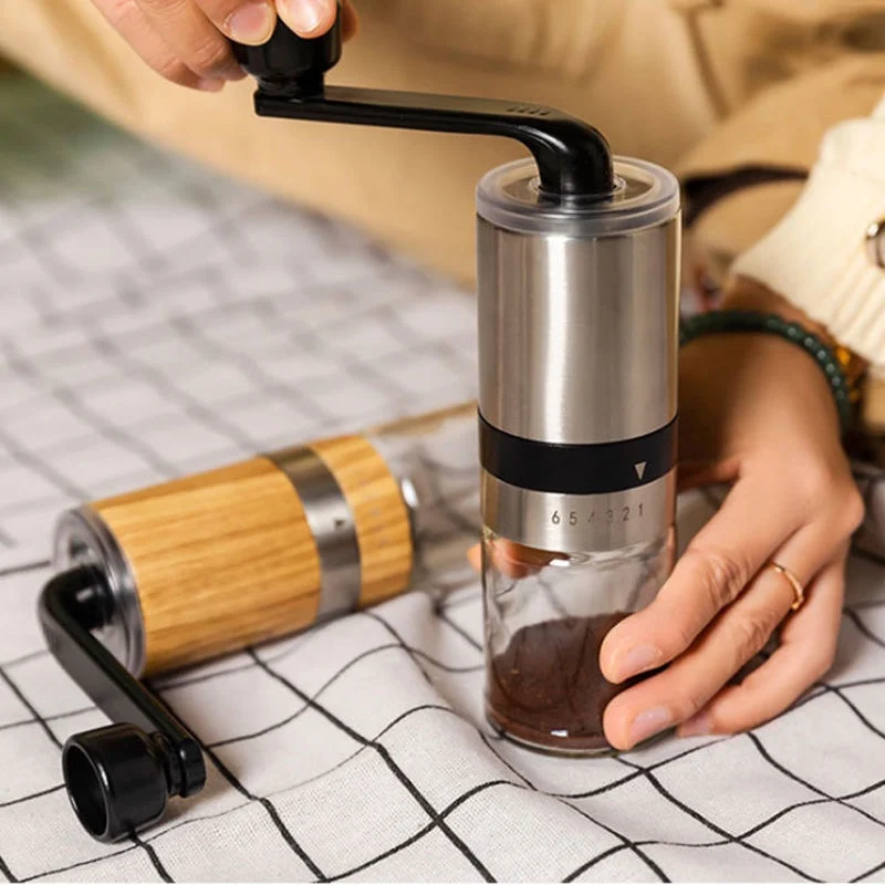 

Ручная кофемолка из нержавеющей стали, маленький портативный моющийся бытовой мини-Измельчитель кофейных зерен с ручным приводом для кухни
