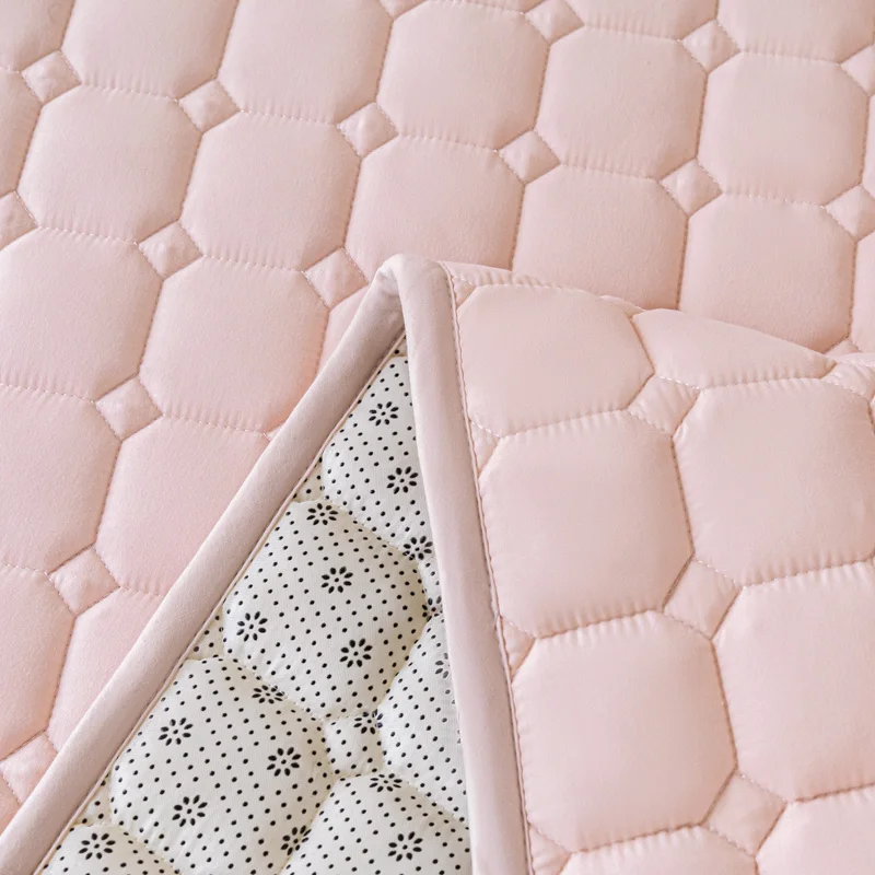Quilted Thick Mattresses Toppers Waterproof Mattress Pad Cover All-Season Elastic Corner Straps Fits Up To 30cm Bed 1pc