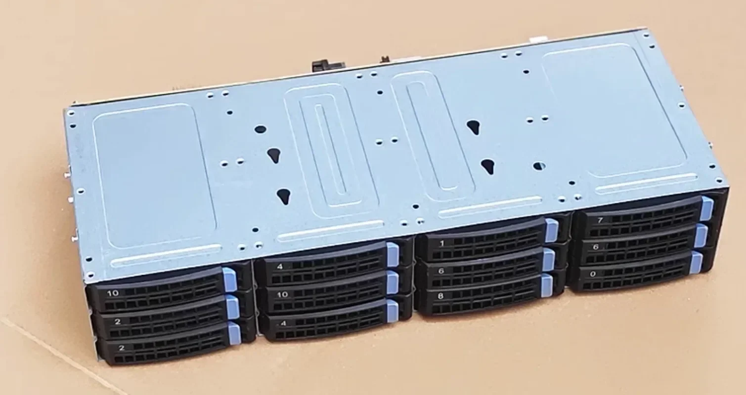    SAS ø , ϵ ̺ , 12 , 3.5 ġ, 6Gb,  NAS, , Qunhui, CDN